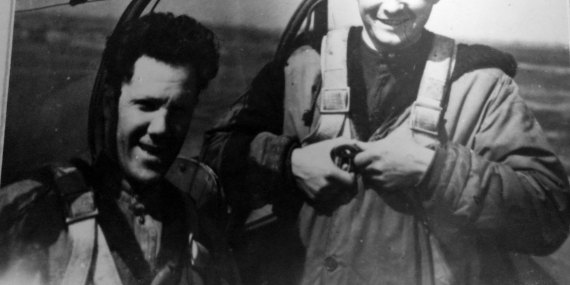 Фотоматериал: 1944 год. После боевого вылета